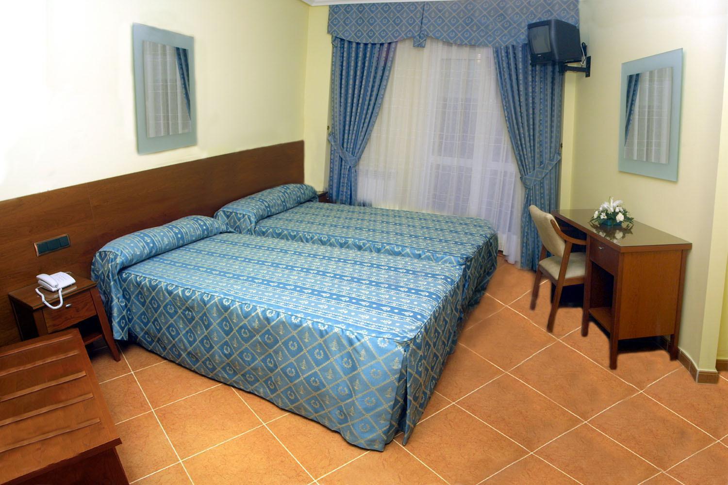 Hostal Castilla Benavente Exterior foto