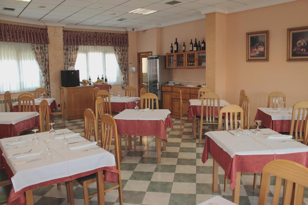 Hostal Castilla Benavente Exterior foto